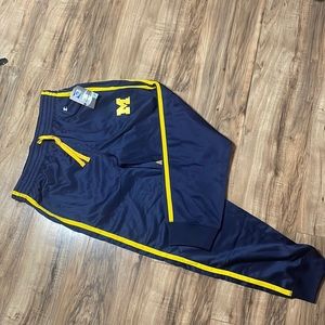 Men’s Champion pants